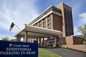 Facciata della struttura