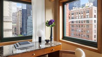 Literie hypoallergénique, minibar, coffres-forts dans les chambres
