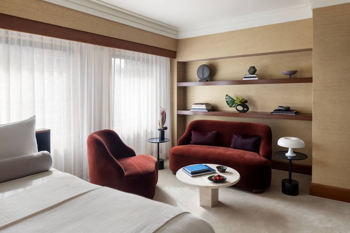 Ropa de cama hipoalergénica y minibar