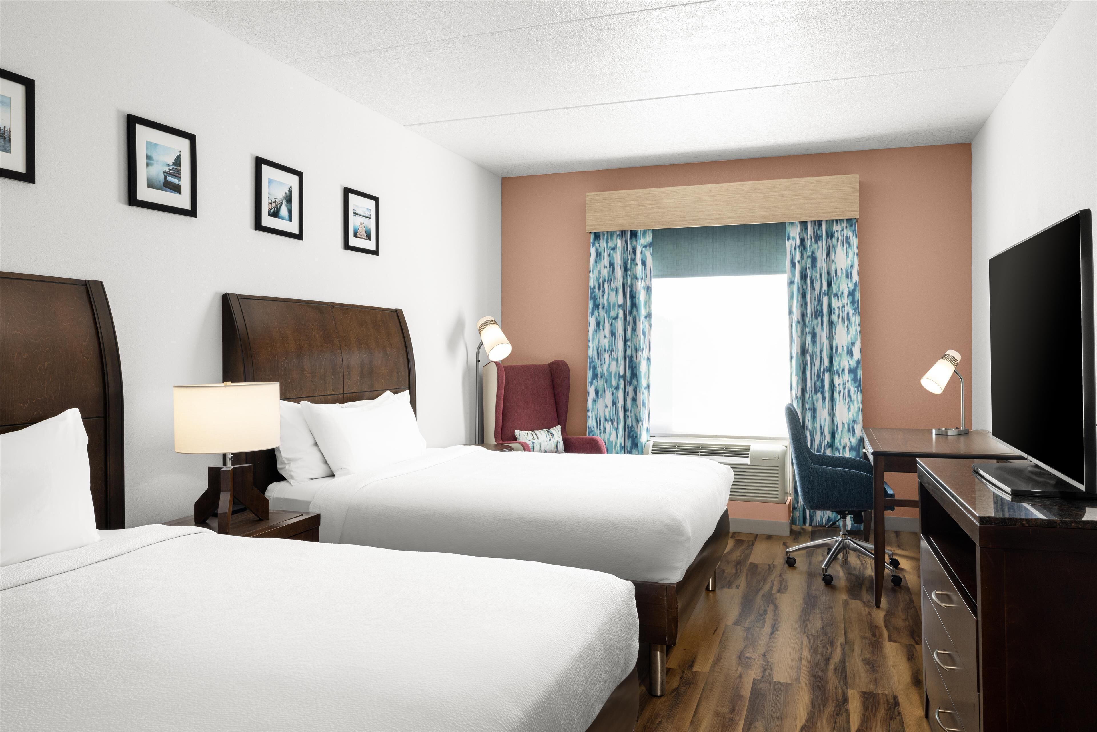 premium bedding, in-room safe, free cots/infant beds, rollaway beds