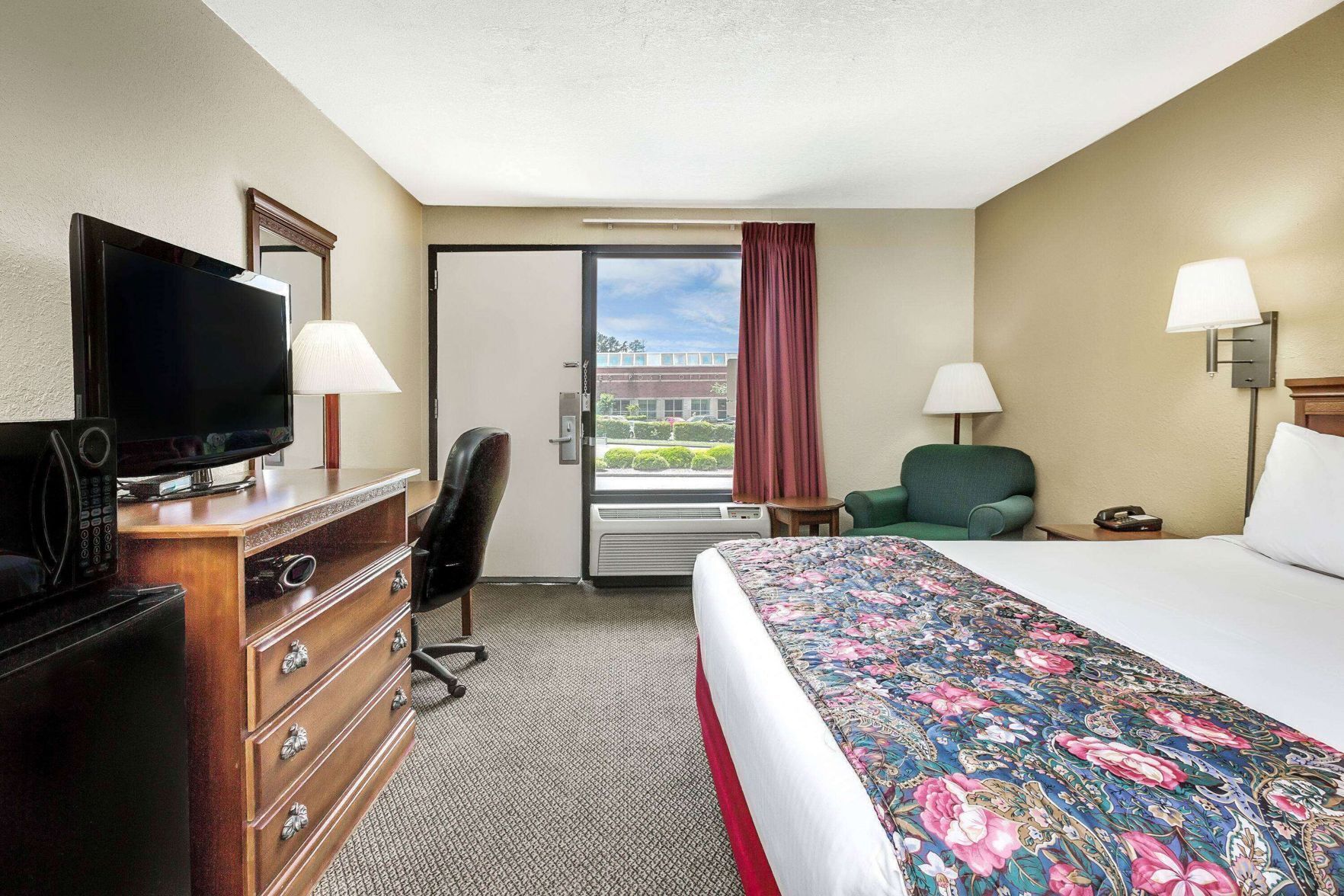 In-room safe, desk, iron/ironing board, free cribs/infant beds