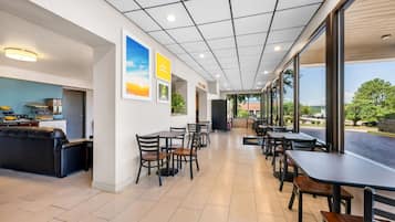 Free daily on-the-go breakfast