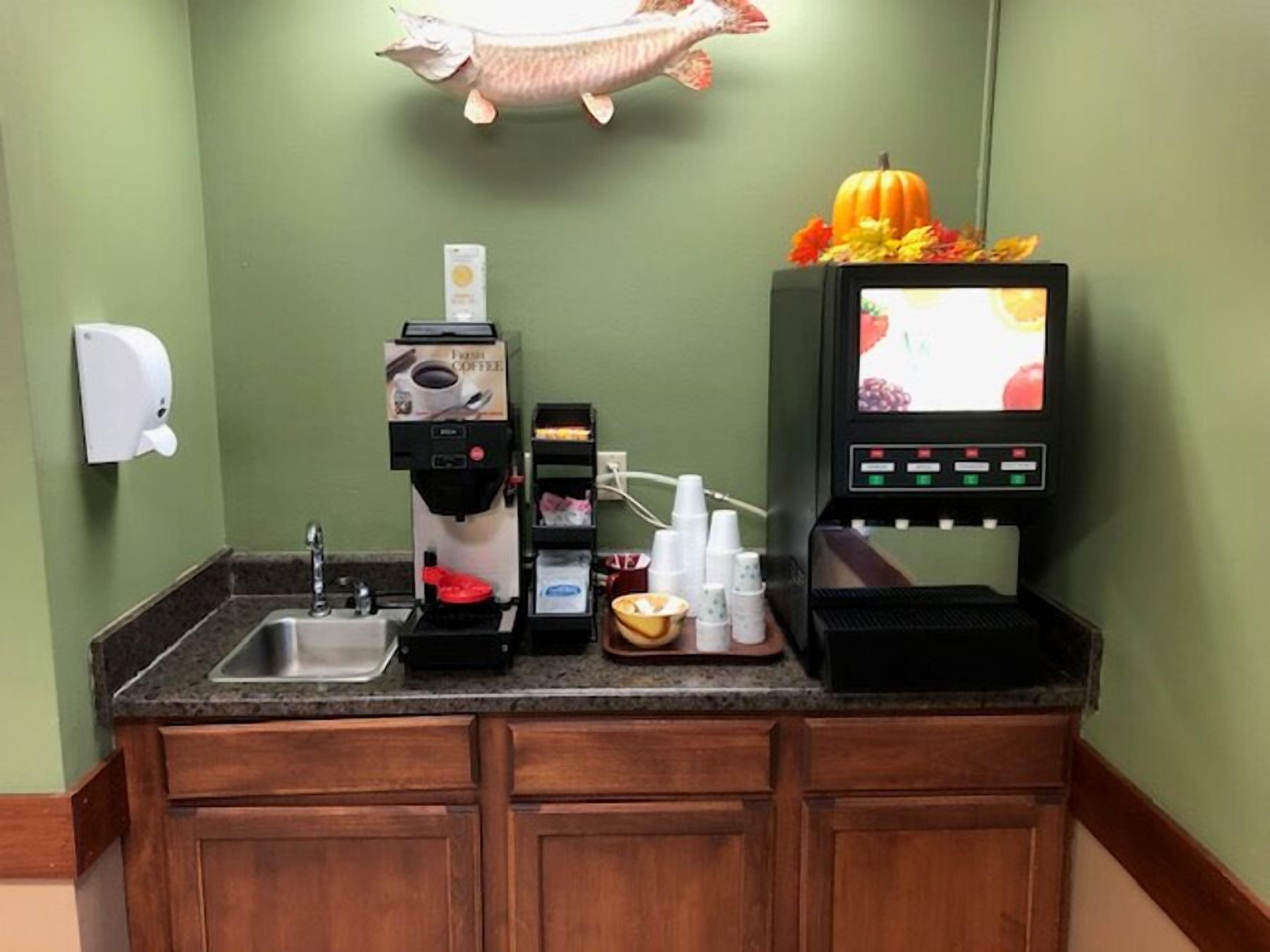 free daily full breakfast