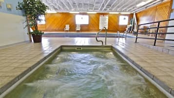 Indoor spa tub