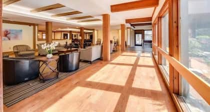 Heritage Hotel, Golf & Conference Center