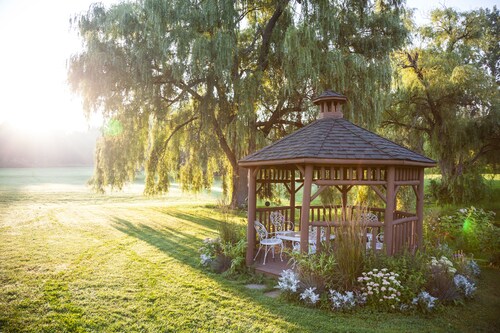 La Tourelle Inn & Spa