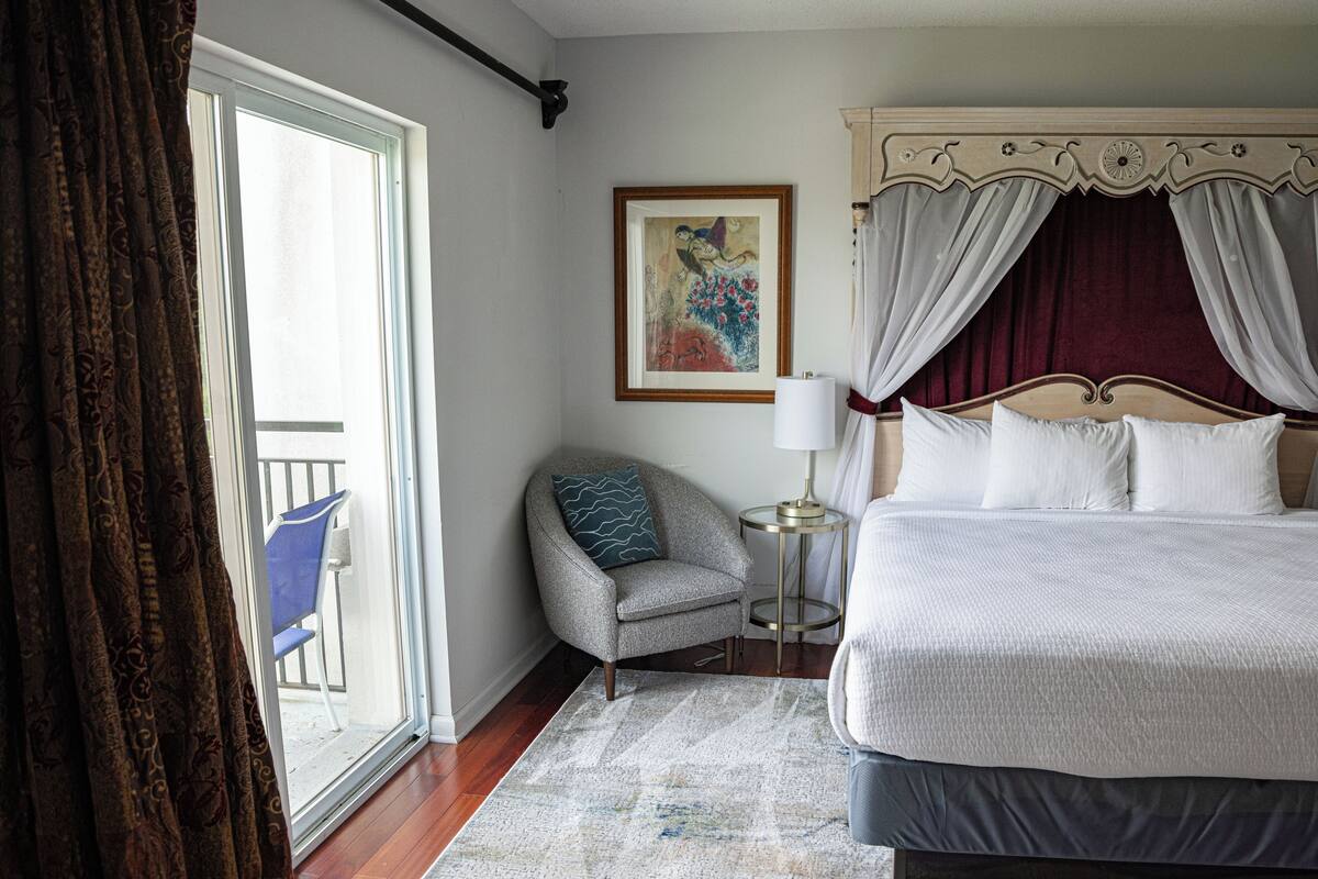 Fireplace King | 1 bedroom, premium bedding, pillowtop beds, individually decorated