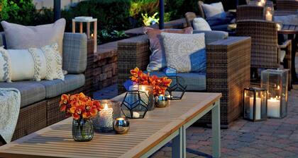 The Del Monte Lodge Renaissance Rochester Hotel & Spa