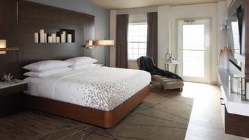Suite, 1 Bedroom | Premium bedding, pillowtop beds, minibar, in-room safe