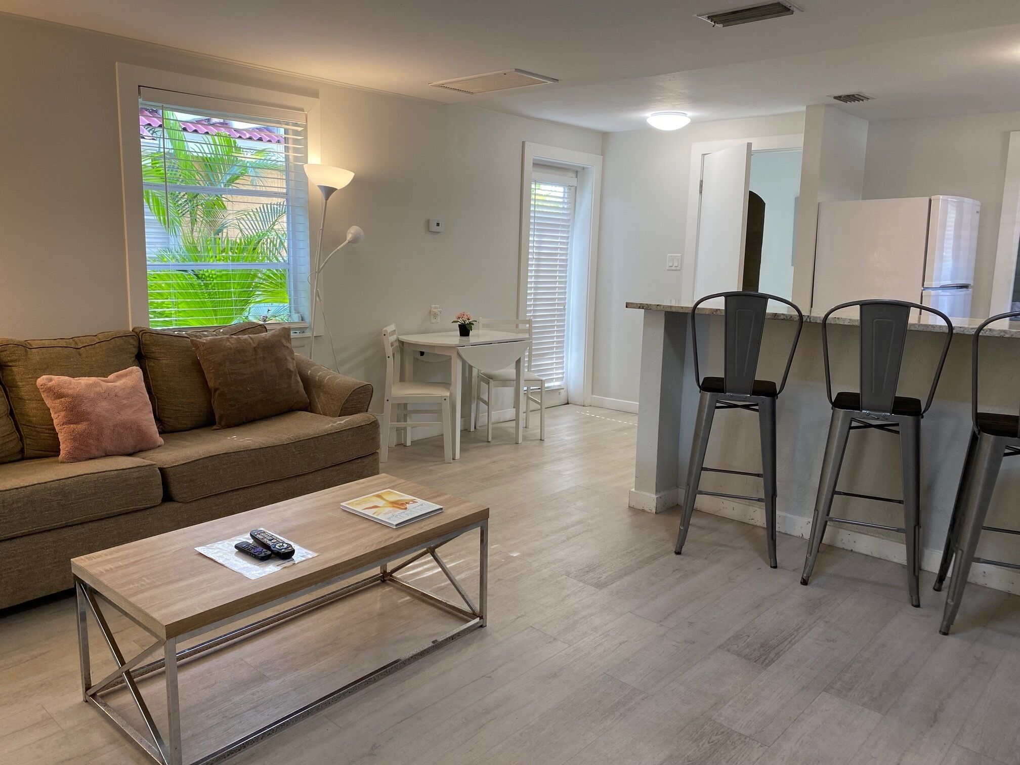 cottage, bay view (victorian room) | living area | flat-screen tv, dvd player