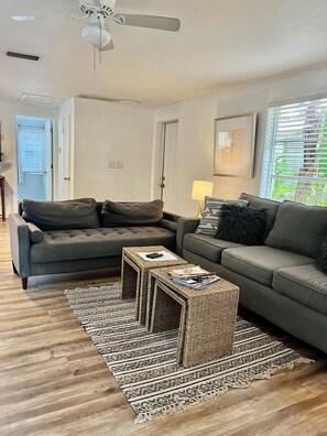 Cottage, Bay View (Key West Room) | Living area | Flat-screen TV, DVD player