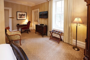 Standard Room 3 | Living area