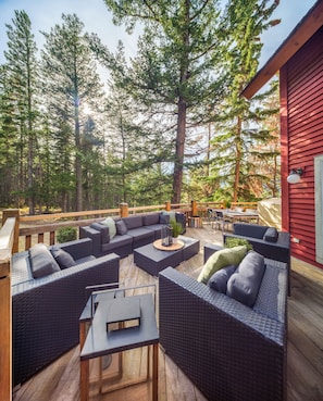 Luxury Villa | Terrace/patio