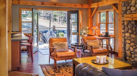 Luxury Villa | Living area. Buffalo Mountain Lodge