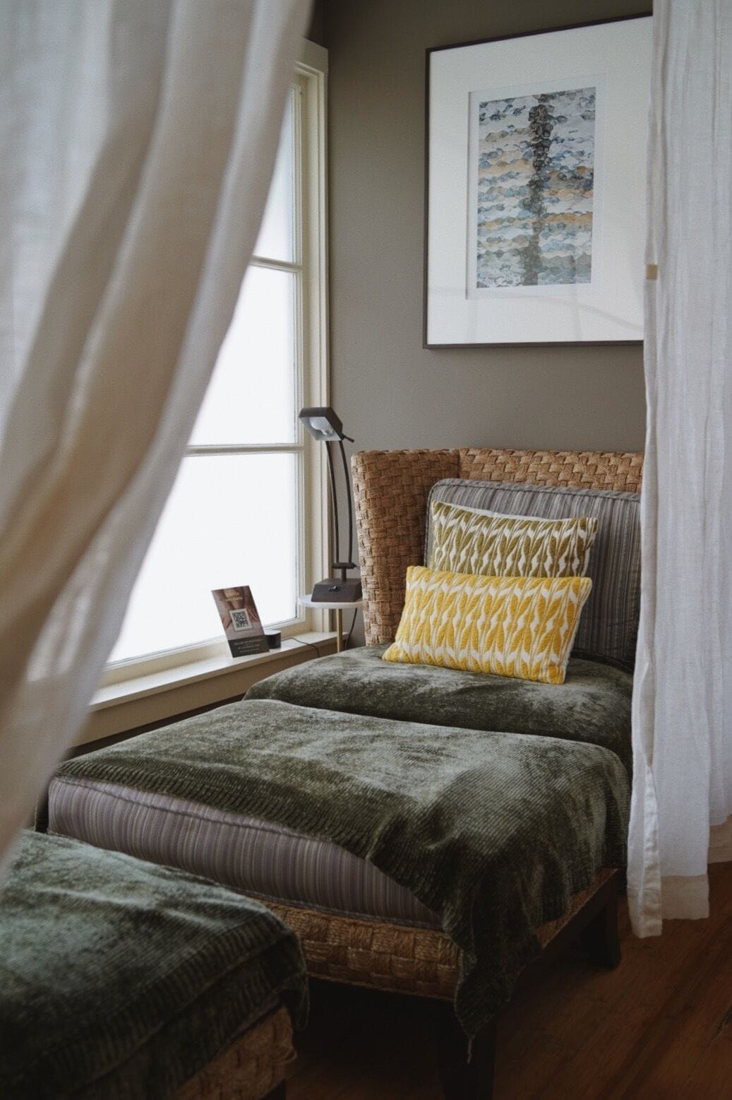 couples treatment room(s), body treatments, facials