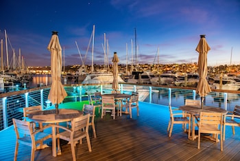 Sundeck at Humphreys Half Moon Inn