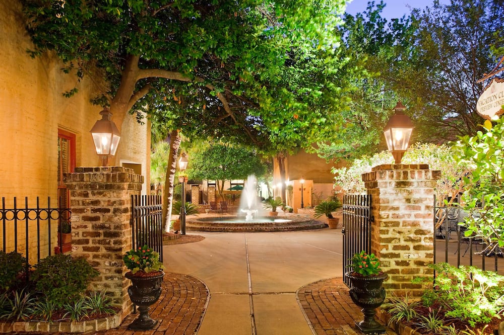 Hilton Vacation Club Lodge Alley Inn Charleston