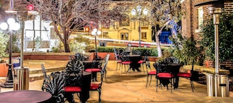 Hassayampa Inn