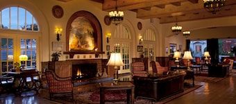 Hassayampa Inn
