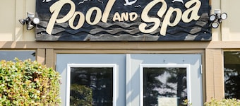Silver Surf Motel