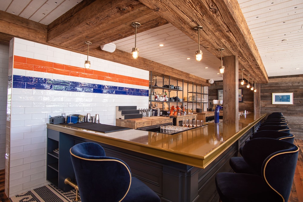 The Whaler's Inn Hotel of Mystic by null