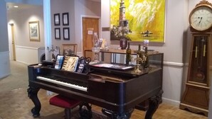 Reception - The Charles Inn at Vacationland Inns (Bangor)