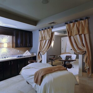 Premium bedding - French Lick Springs Hotel (French Lick)