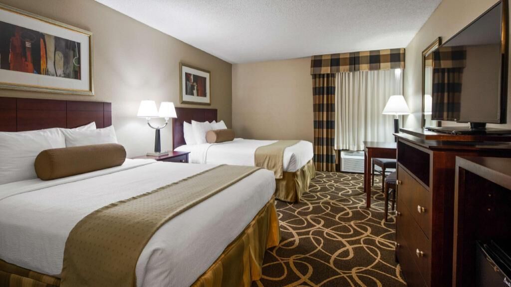 In-room safe, desk, laptop workspace, blackout drapes