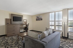 Caja de seguridad en la habitación y escritorio 