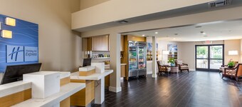 Holiday Inn Express & Suites La Jolla – Windansea Beach by IHG