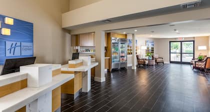 Holiday Inn Express & Suites La Jolla – Windansea Beach by IHG