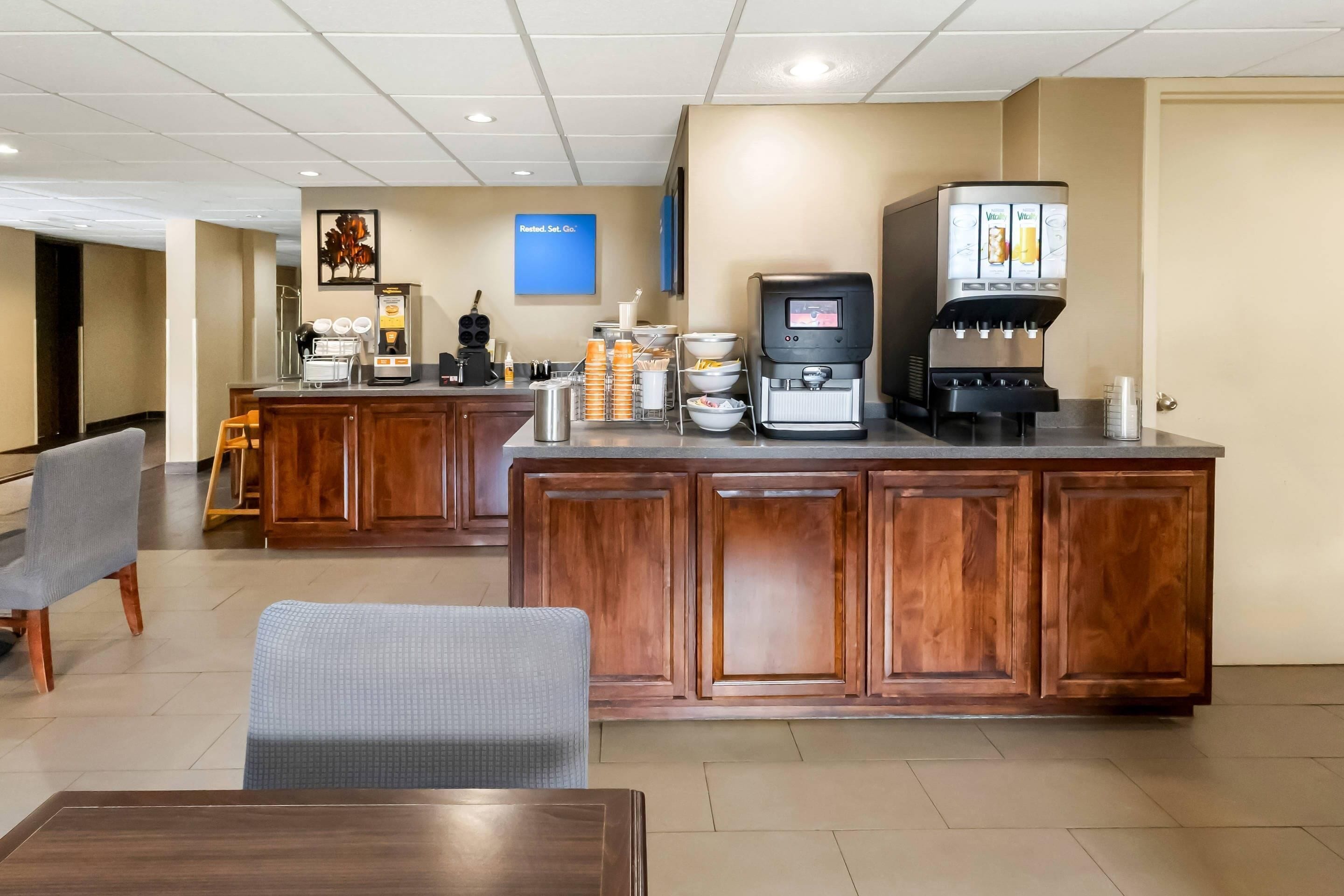 Free daily buffet breakfast