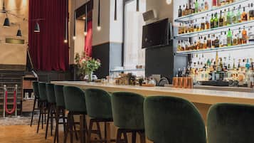 Bar (en el alojamiento)