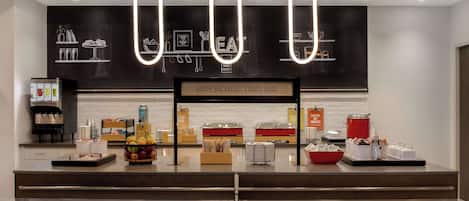 Petit déjeuner buffet compris tous les jours