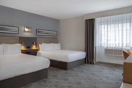 Hampton Inn by Hilton Winnipeg Downtown - Image 12