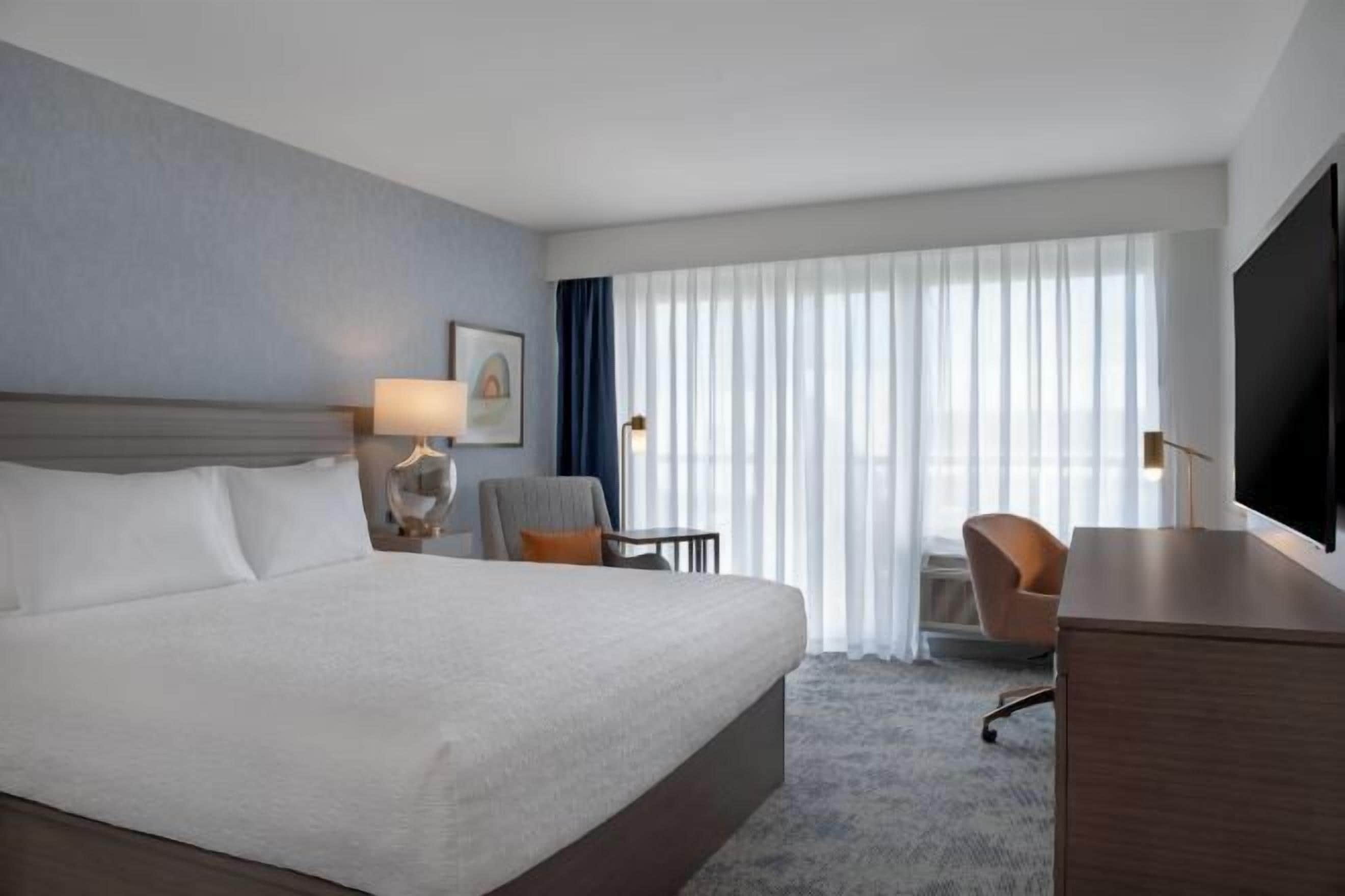 Hypo-allergenic bedding, in-room safe, blackout drapes