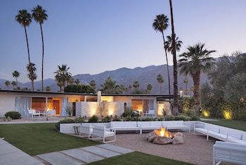 Property grounds at LHorizon Resort & Spa, Hermann Bungalows