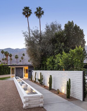 Property entrance - L'Horizon Resort & Spa, Hermann Bungalows (Palm Springs)