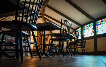 Sports bar
