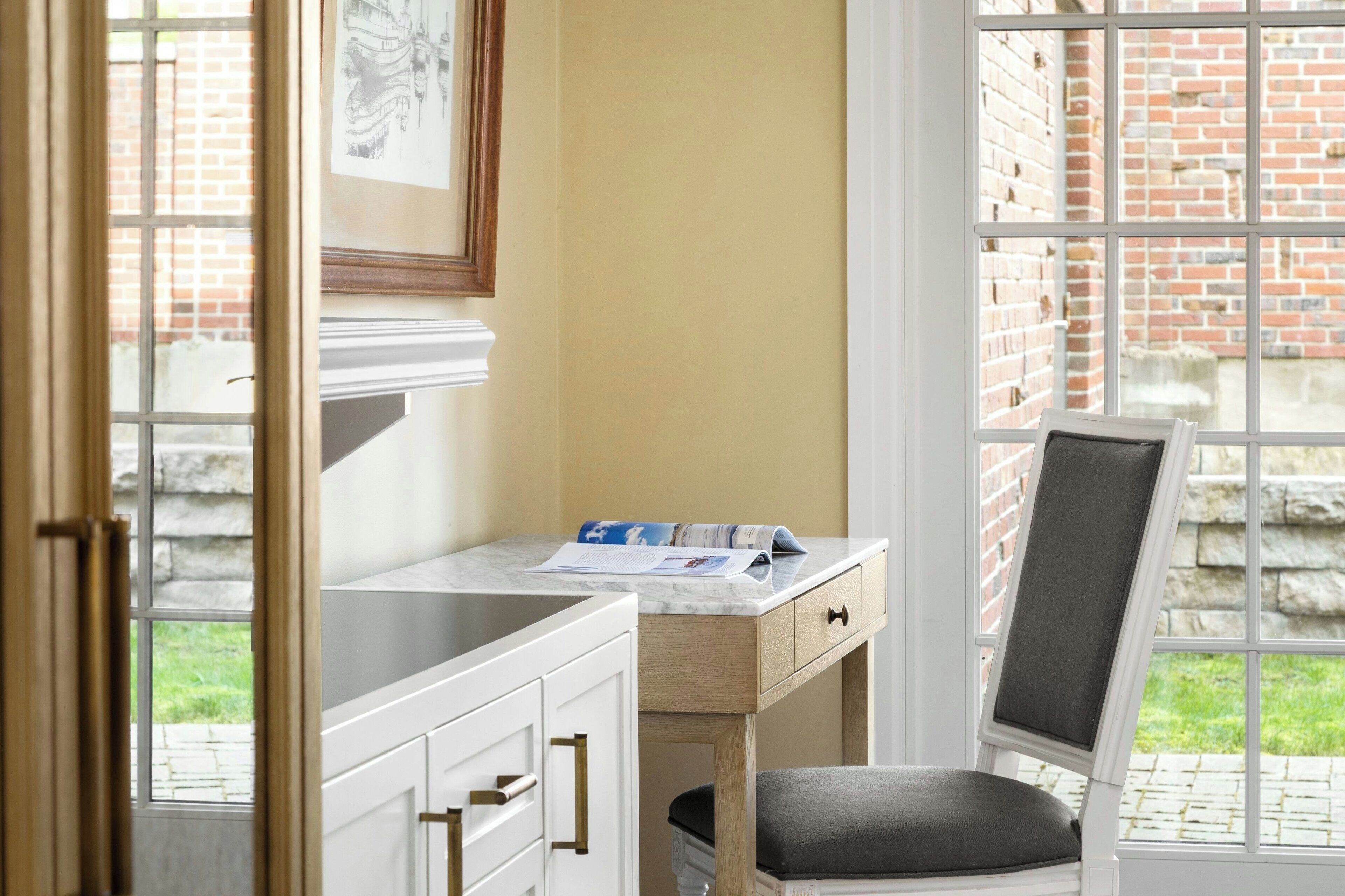 Ropa de cama de alta calidad y tabla de planchar con plancha 