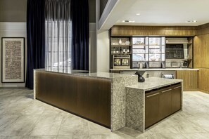 Lobby - New Haven Hotel (New Haven)