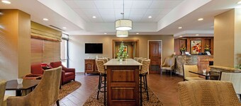 Best Western Colonial Inn