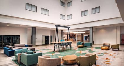 Hilton Appleton Paper Valley