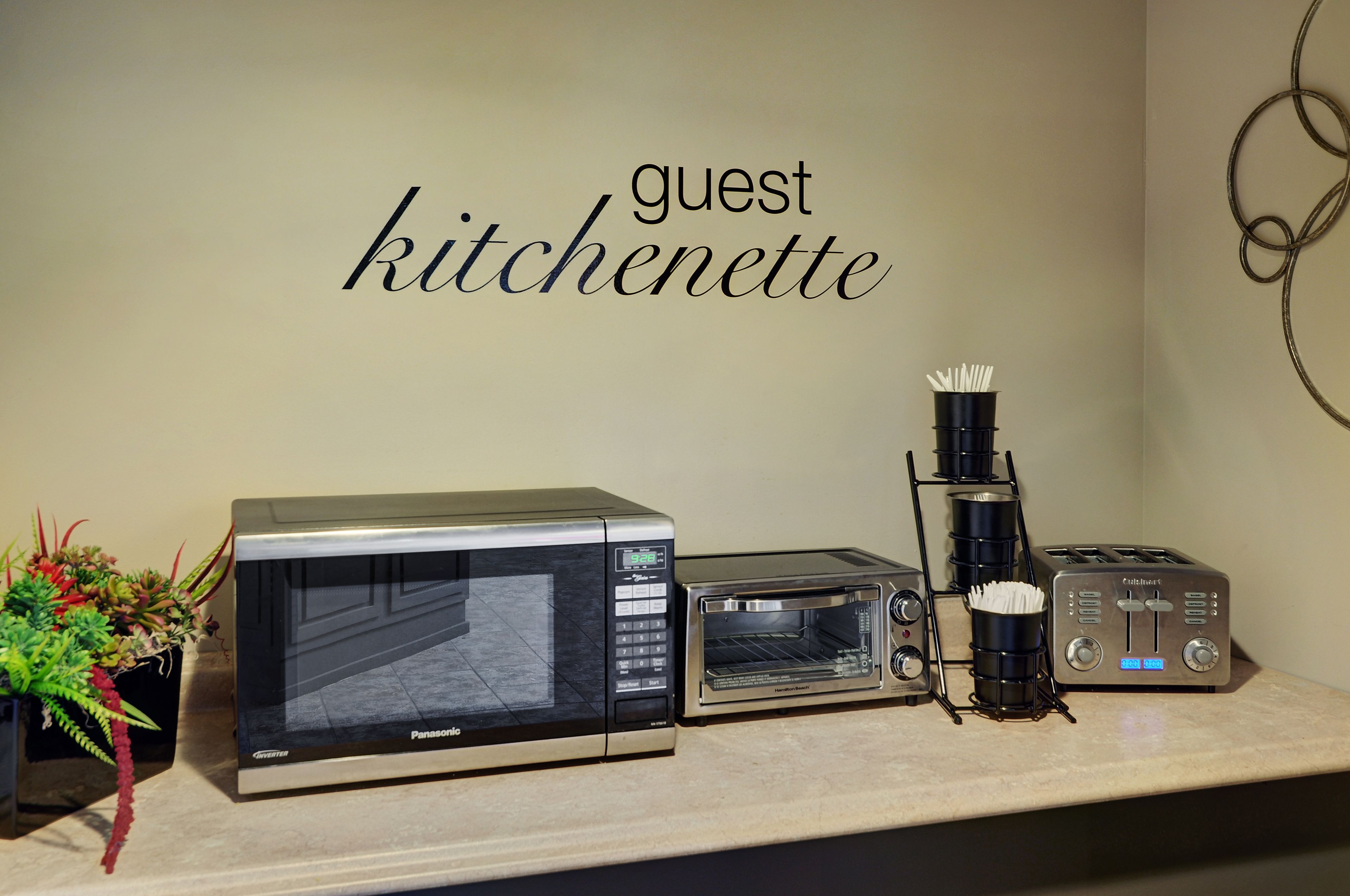 fridge, microwave, coffee/tea maker