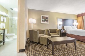 Suite, 1 très grand lit, non-fumeur | Bureau, espace de travail pour ordinateurs portables