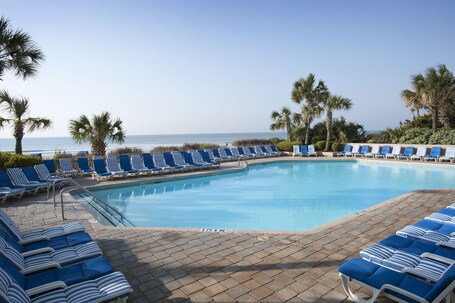 Coral Beach Resort Hotel Suites - Image 48