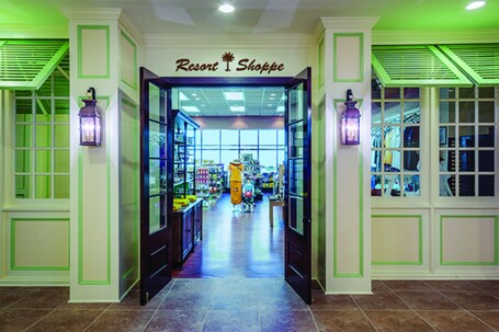 Coral Beach Resort Hotel Suites - Image 46