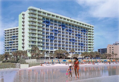Coral Beach Resort Hotel Suites - Image 10