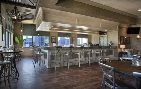 Coral Beach Resort Hotel Suites - Image 54