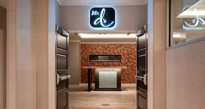 Crowne Plaza Albany - The Desmond Hotel by IHG